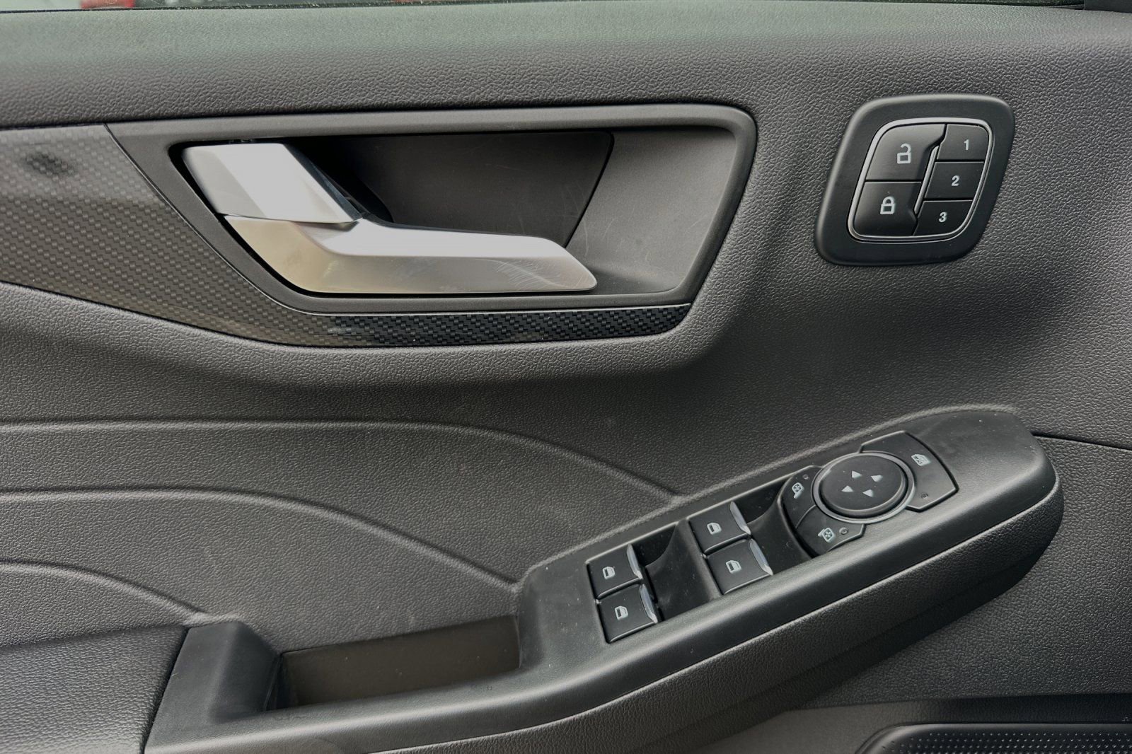 2024 Ford Escape ST-Line Elite