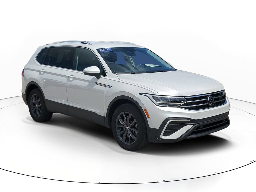 Certified 2023 Volkswagen Tiguan SE