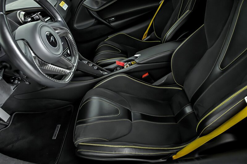 Used 2022 McLaren 720S Luxury photo 24