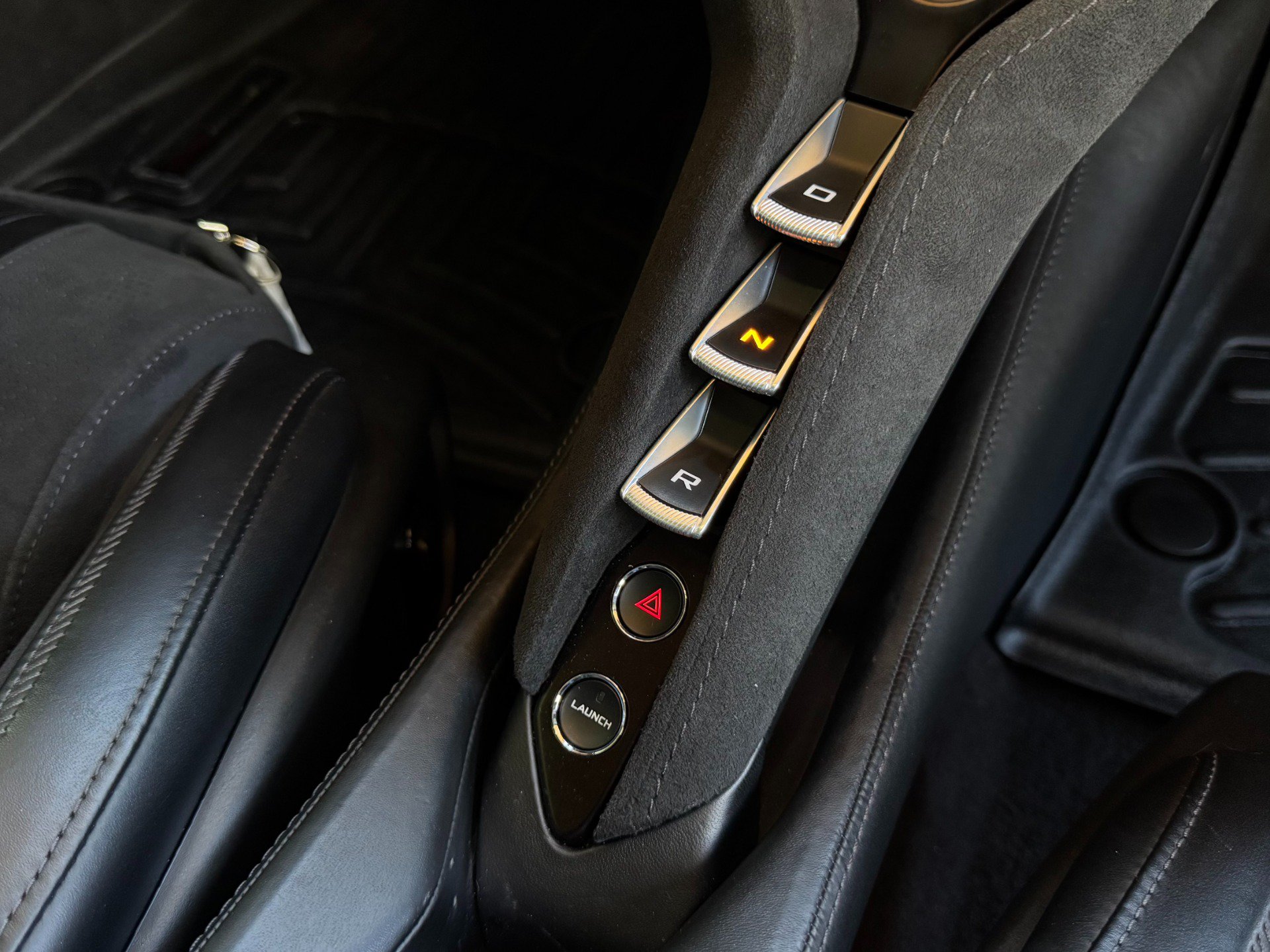 Used 2019 McLaren 720S Performance photo 36