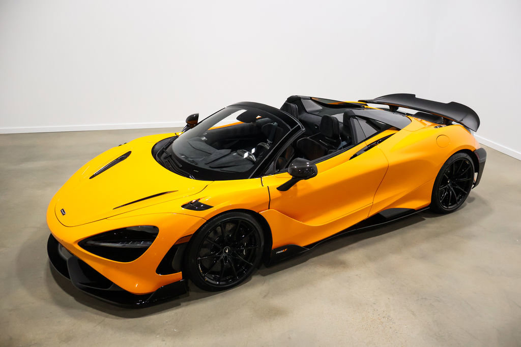Used 2022 McLaren 765LT photo 15