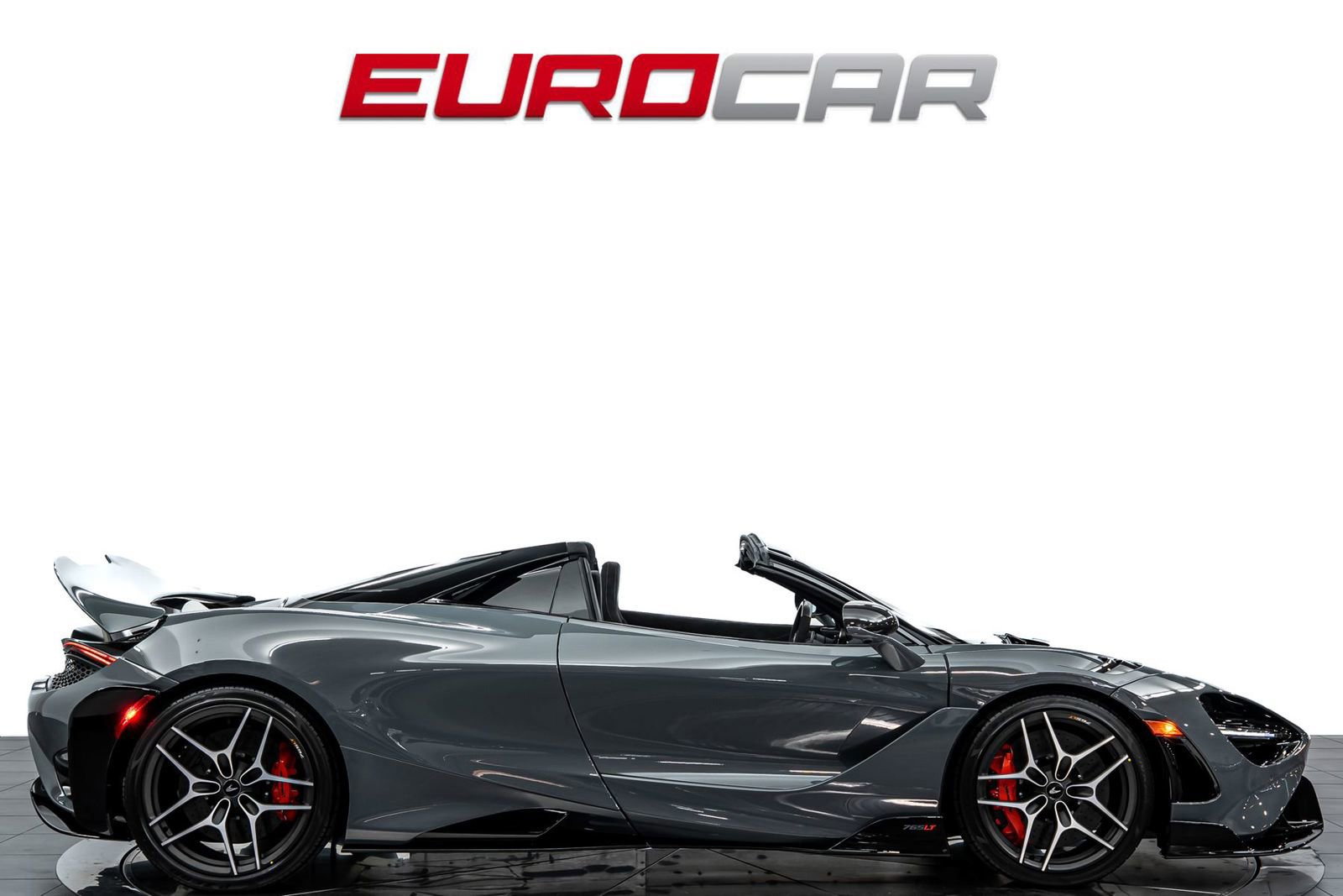 Used 2022 McLaren 765LT photo 7
