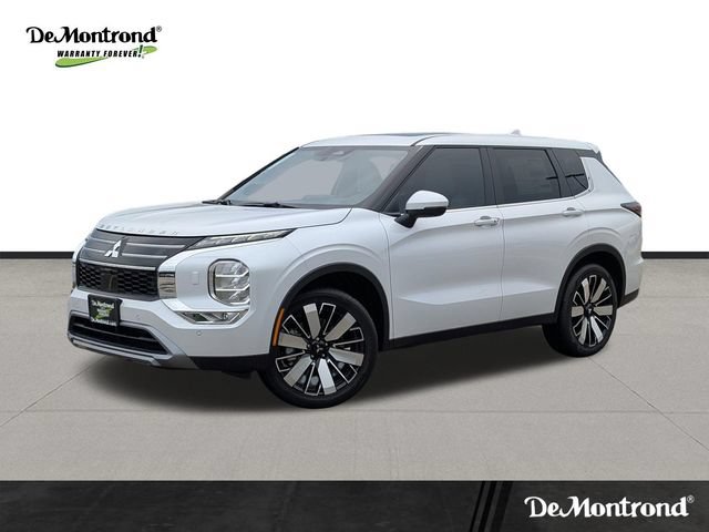 New 2025 Mitsubishi Outlander SE