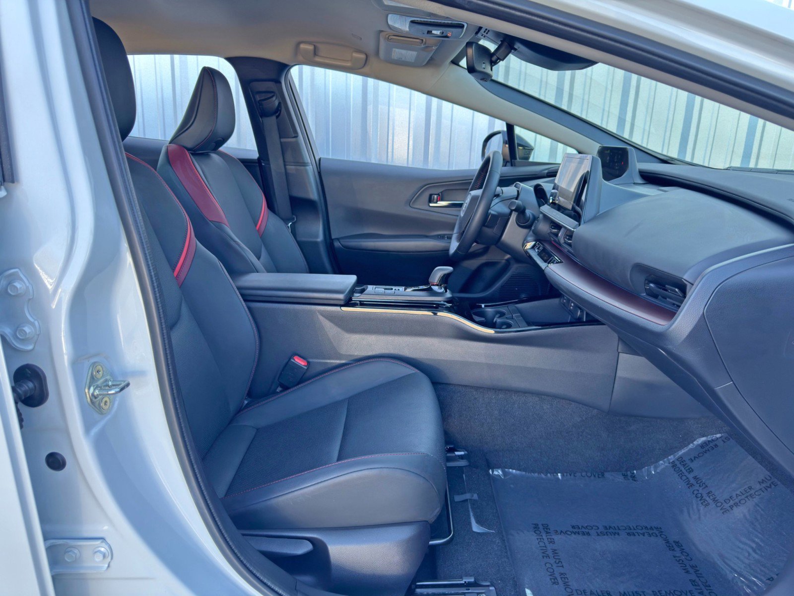 2025 Toyota Prius Plug-In Hybrid XSE