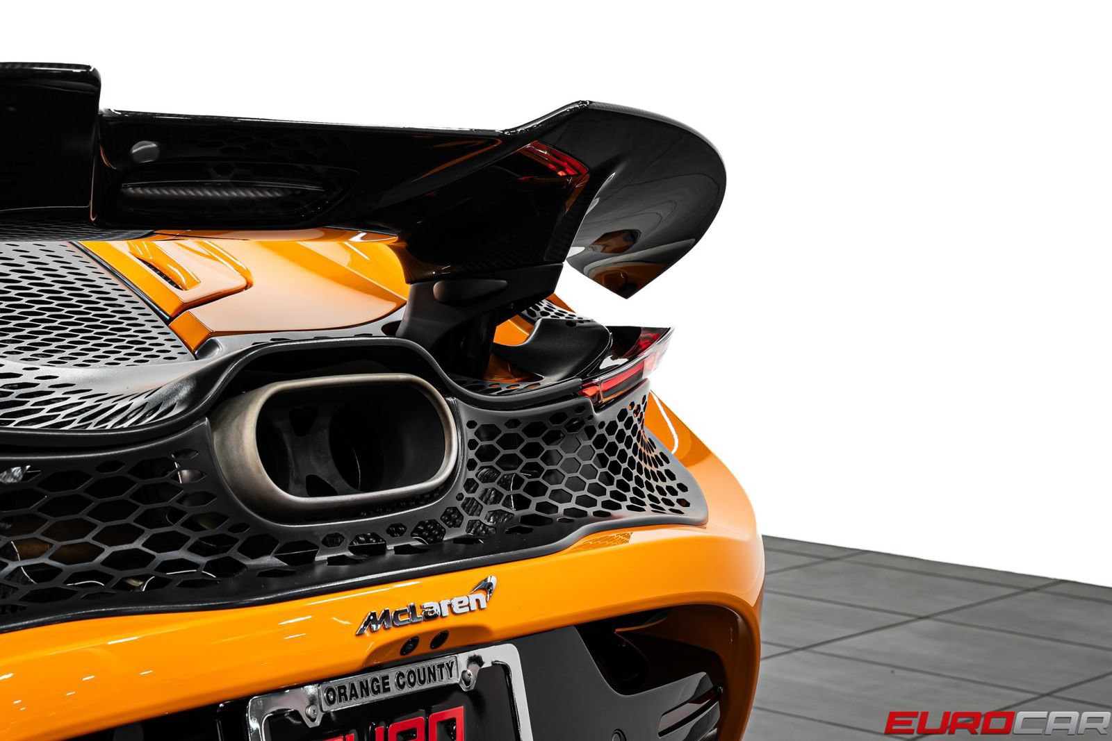 Used 2026 McLaren 750S Spider photo 23