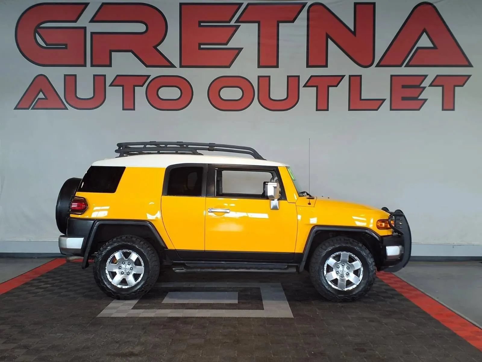 Used 2007 Toyota FJ Cruiser 4WD w/ Upgrade Pkg 2