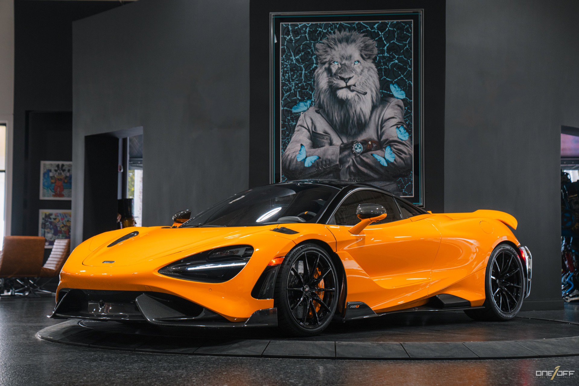 Used 2021 McLaren 765LT photo 8