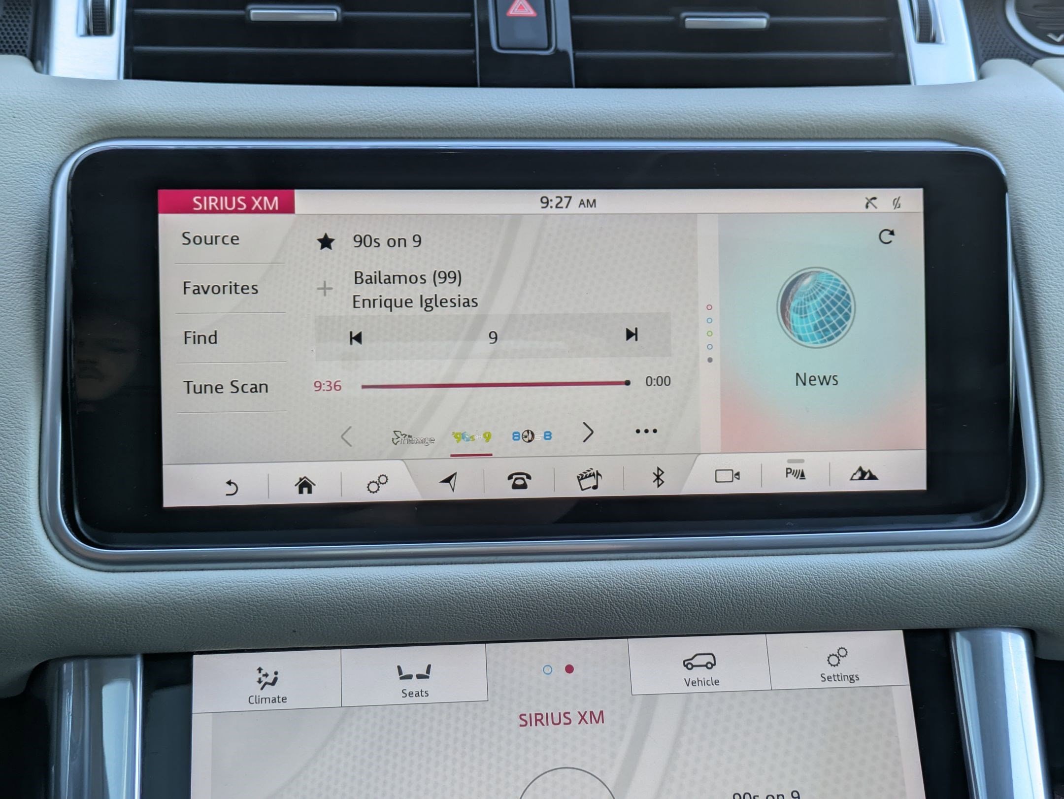 2022 Land Rover Range Rover Sport HSE Silver Edition