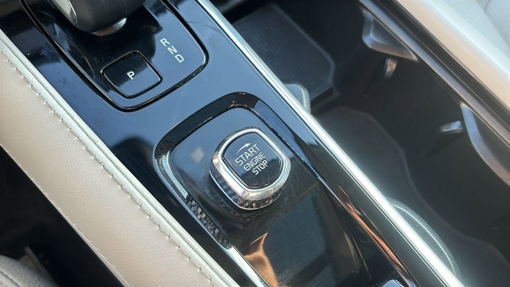 2023 Volvo Xc90 B5 Core