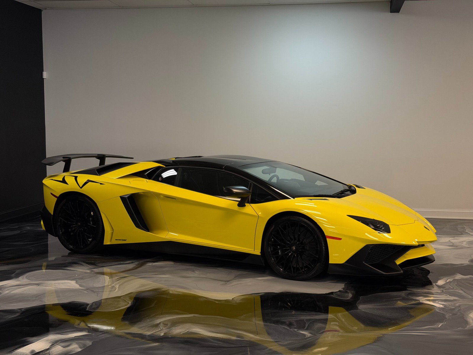 Used 2017 Lamborghini Aventador LP 750-4 Superveloce