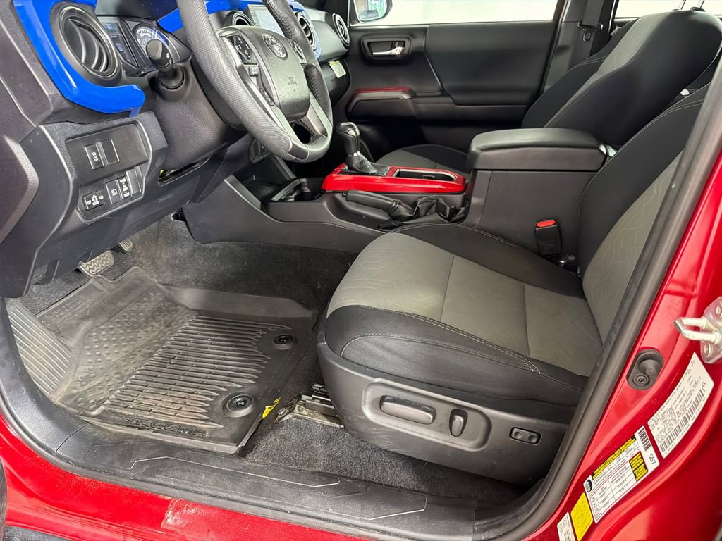 2021 Toyota Tacoma TRD Sport