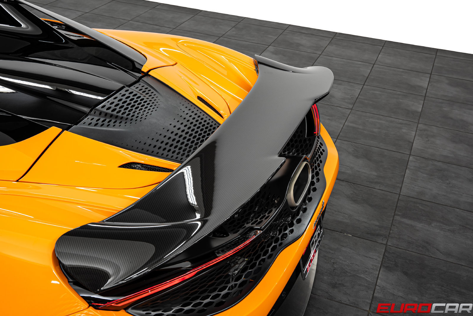 Used 2026 McLaren 750S Spider photo 21