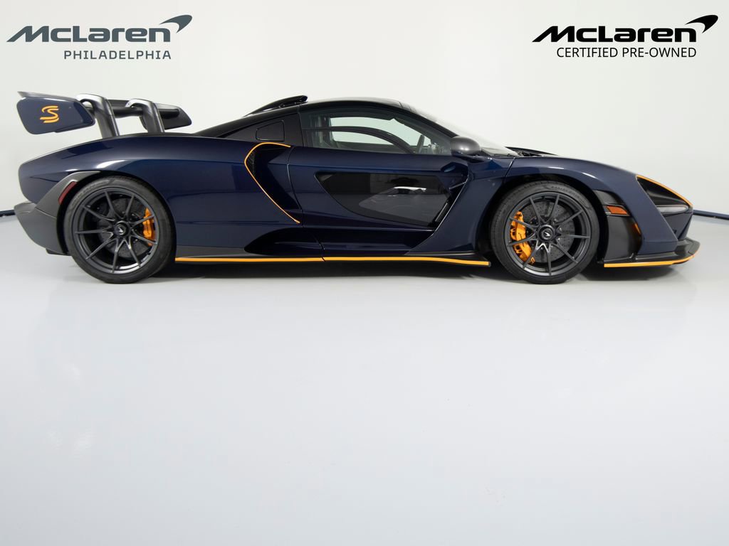 Used 2019 McLaren Senna photo 12