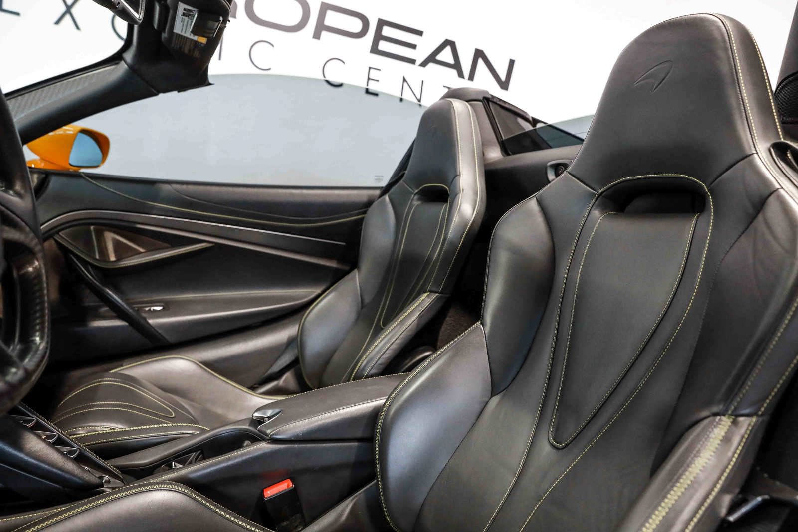 Used 2022 McLaren 720S Performance photo 36