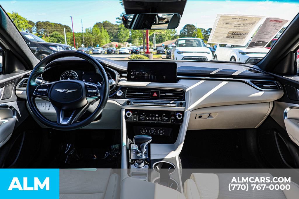 2025 Genesis G70 2.5T