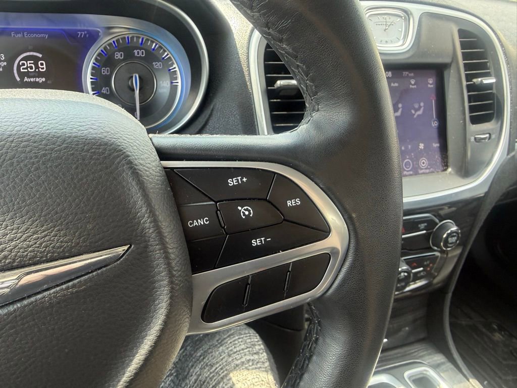 2020 Chrysler 300 Touring L