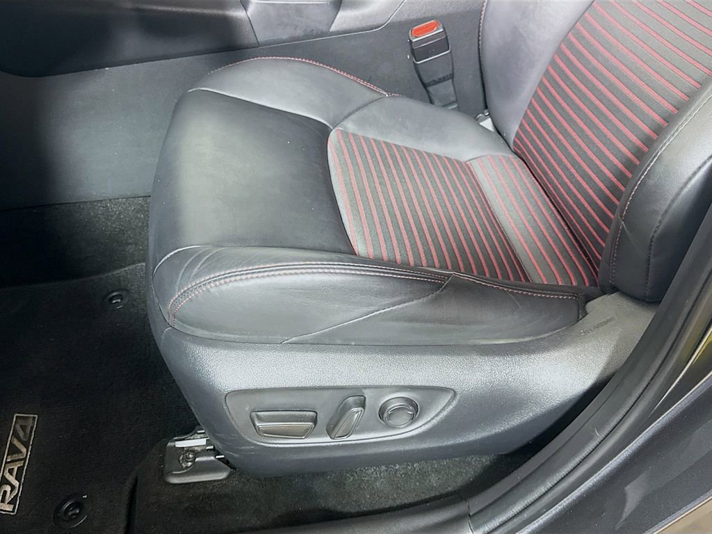 2024 Toyota RAV4 XSE