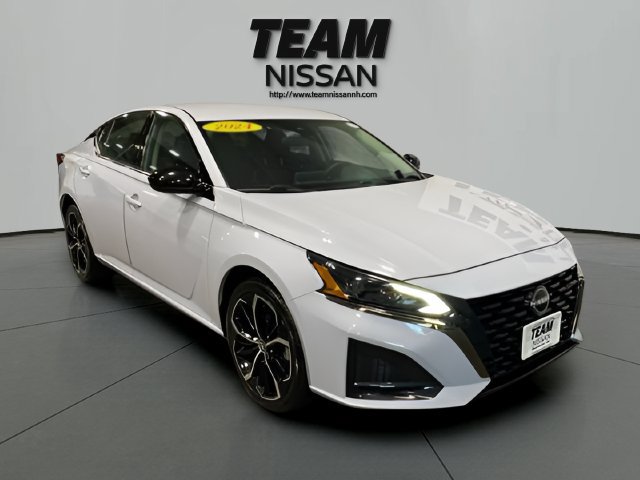 Certified 2024 Nissan Altima 2.5 SR