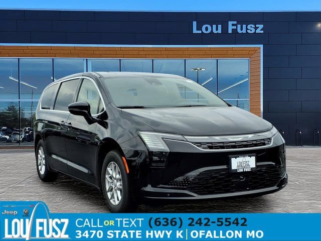 New 2027 Chrysler Pacifica Select w/ Family Tech Group
