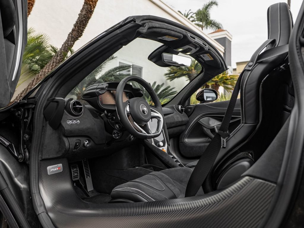New 2026 McLaren 750S Spider photo 8