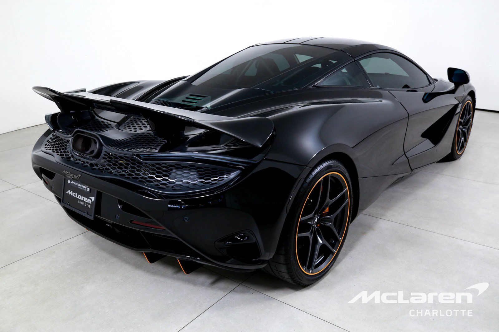 Used 2024 McLaren 750S photo 9