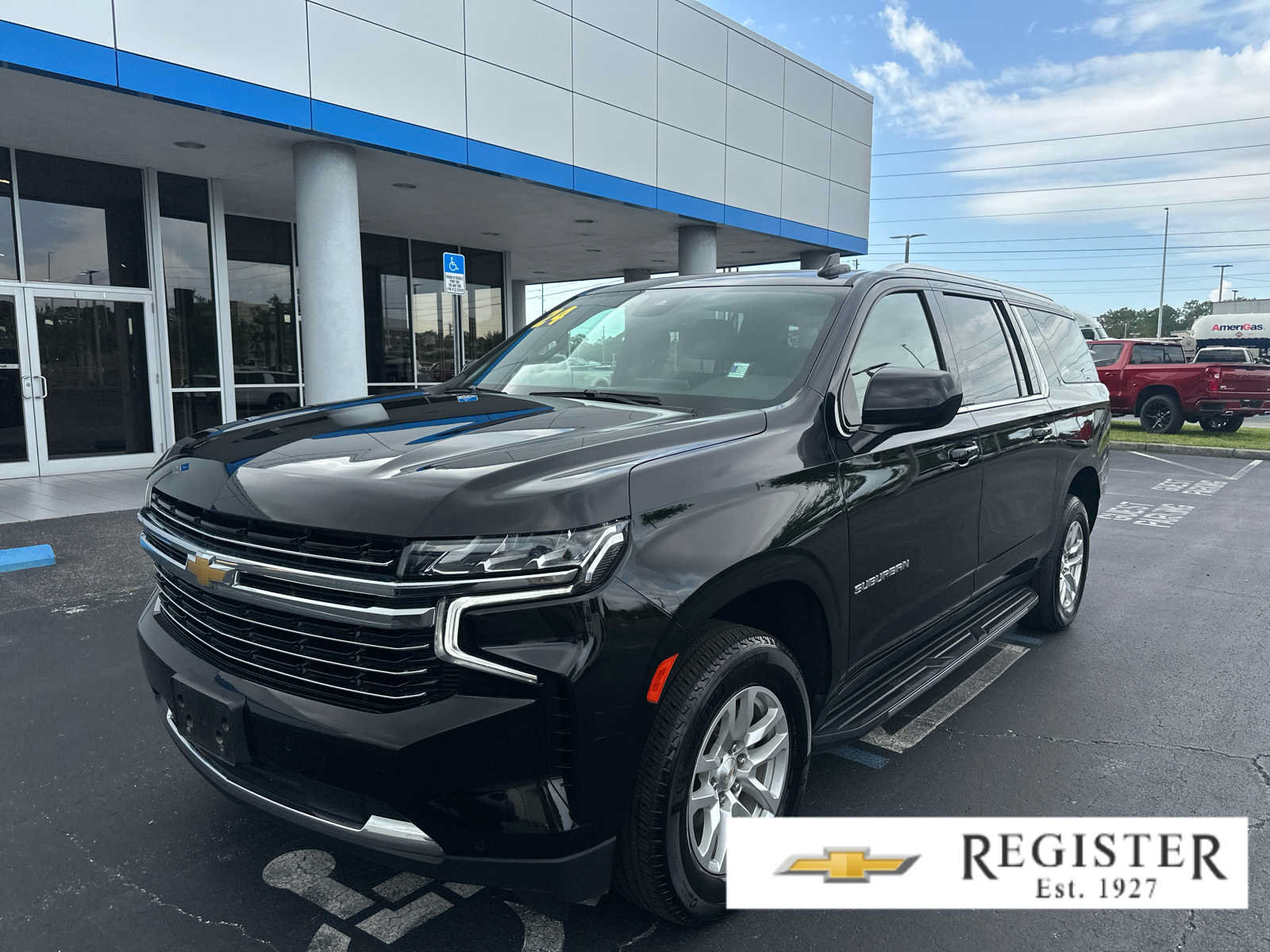 Used 2024 Chevrolet Suburban LT