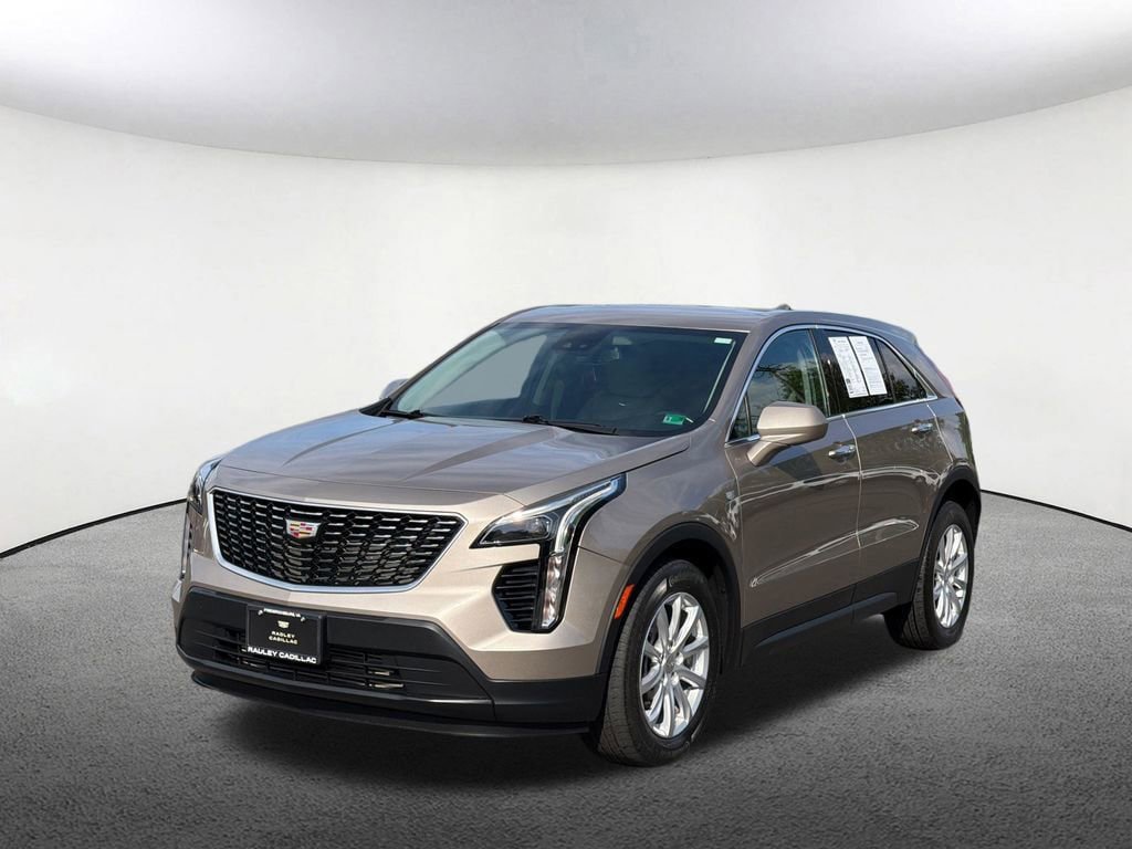 Certified 2022 Cadillac XT4 Luxury w/ Driver Awareness Package