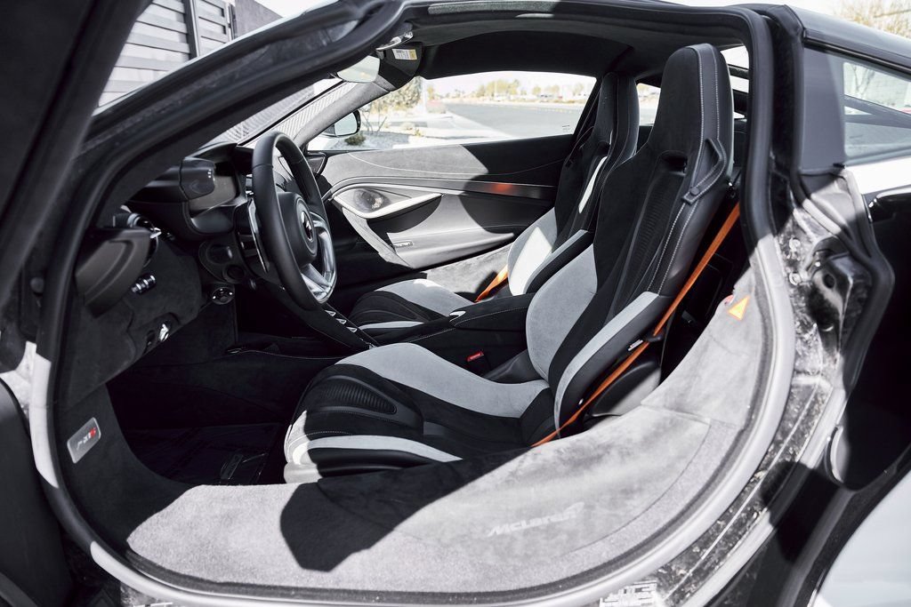 Used 2024 McLaren 750S photo 32