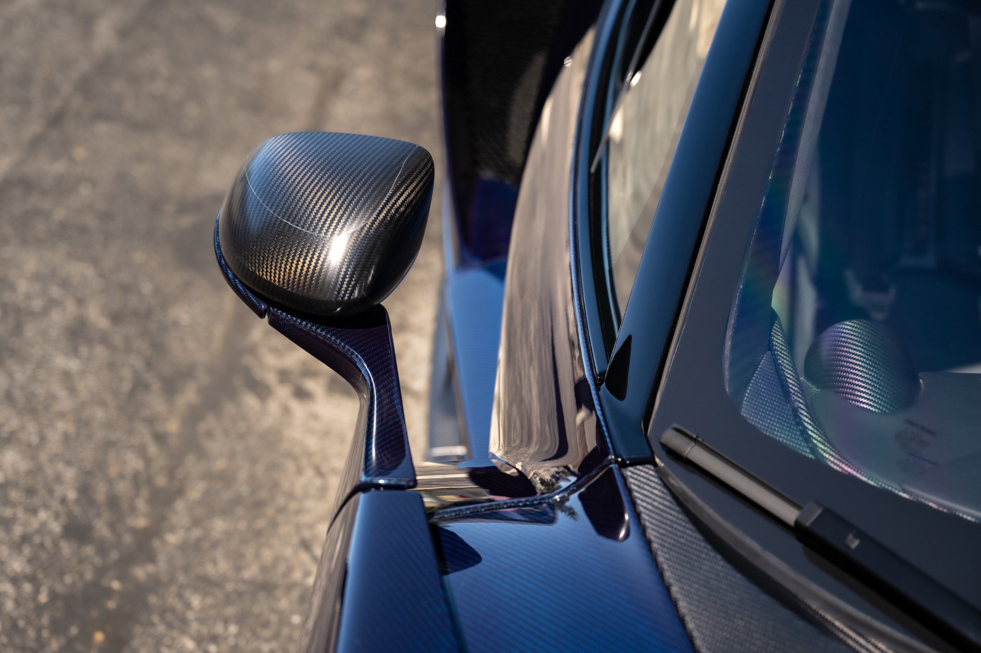 Used 2019 McLaren Senna photo 18