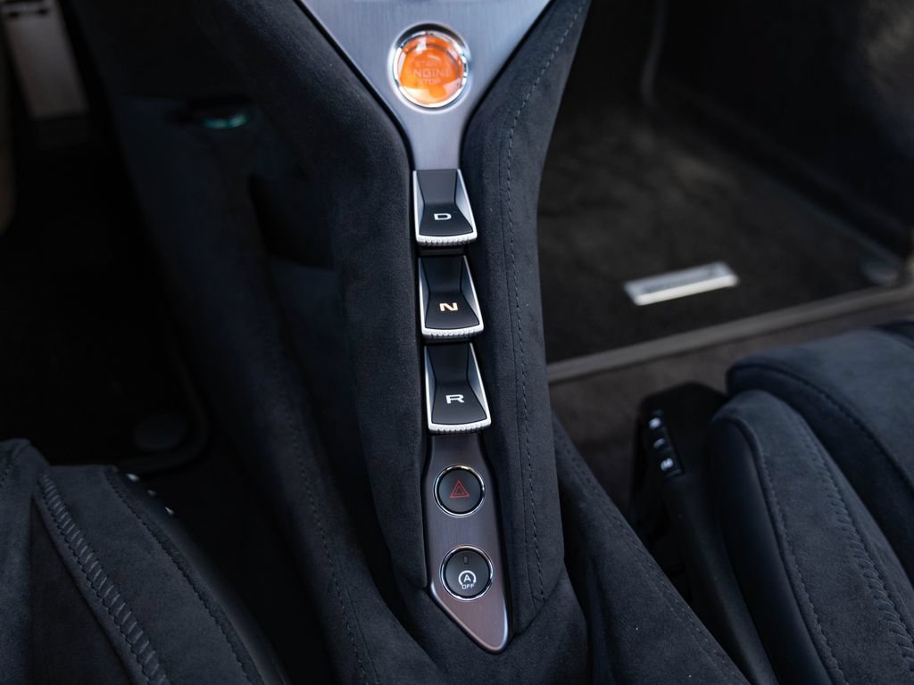 New 2026 McLaren 750S photo 20