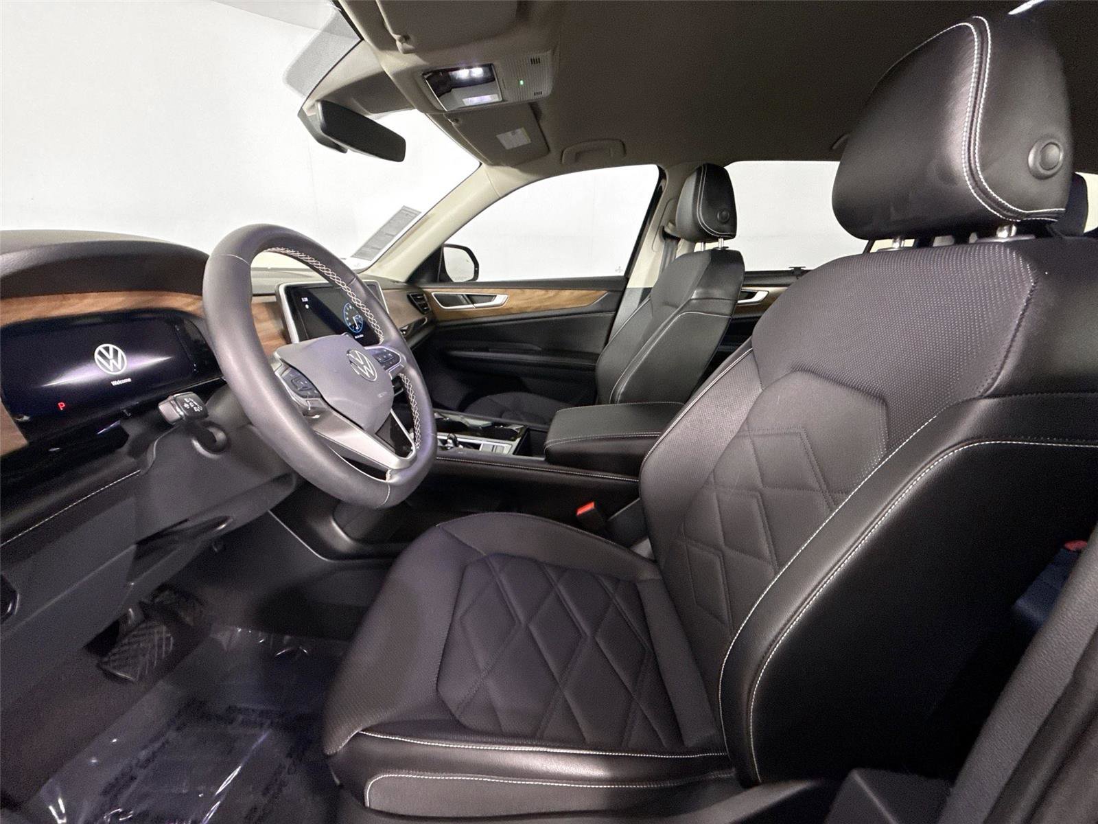 2024 Volkswagen Atlas SE