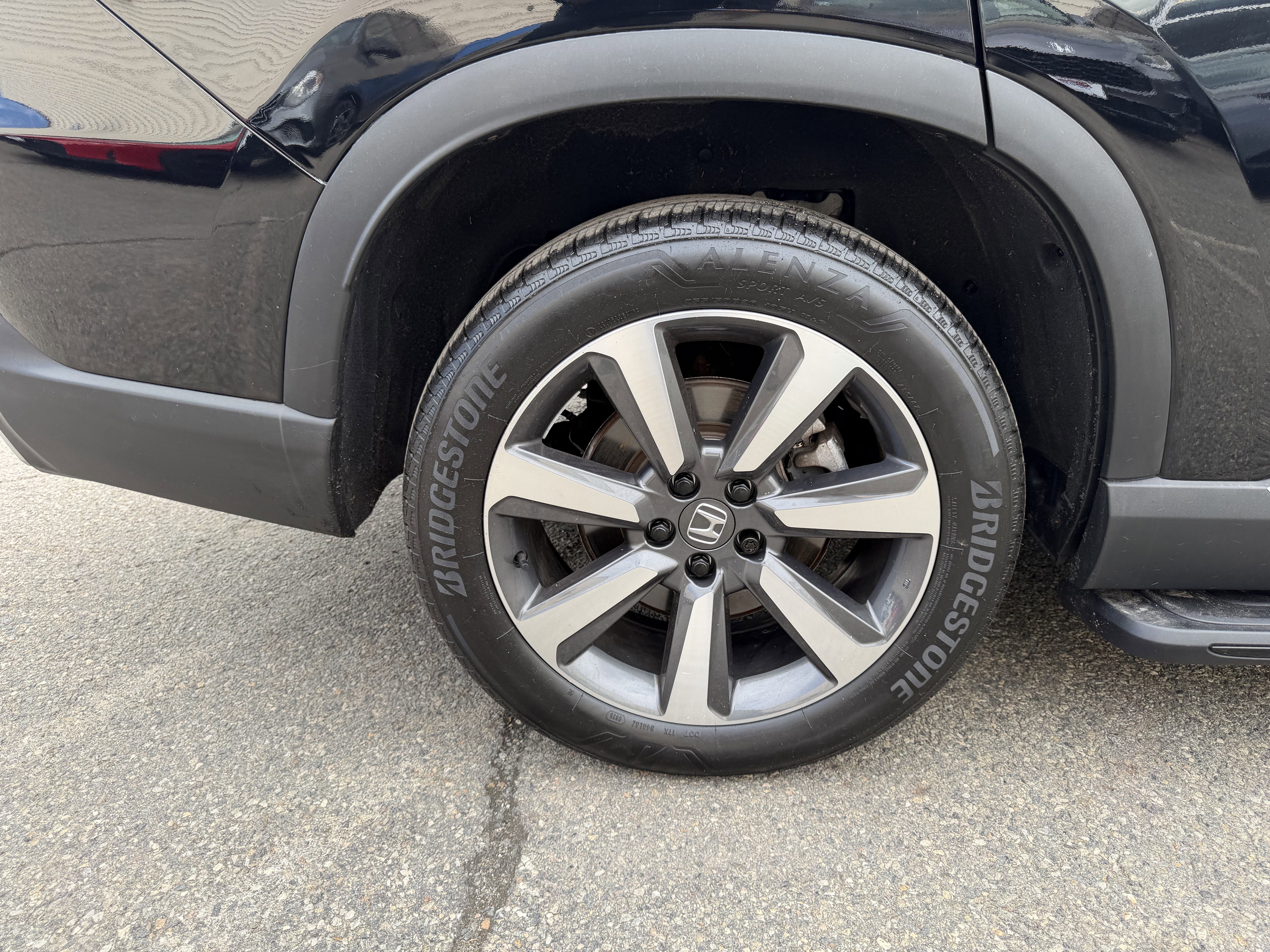 2023 Honda Pilot Elite