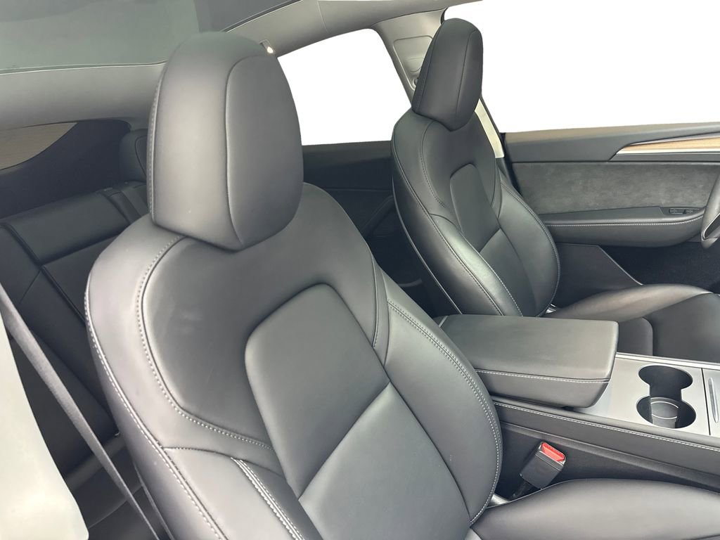 2024 Tesla Model Y Performance