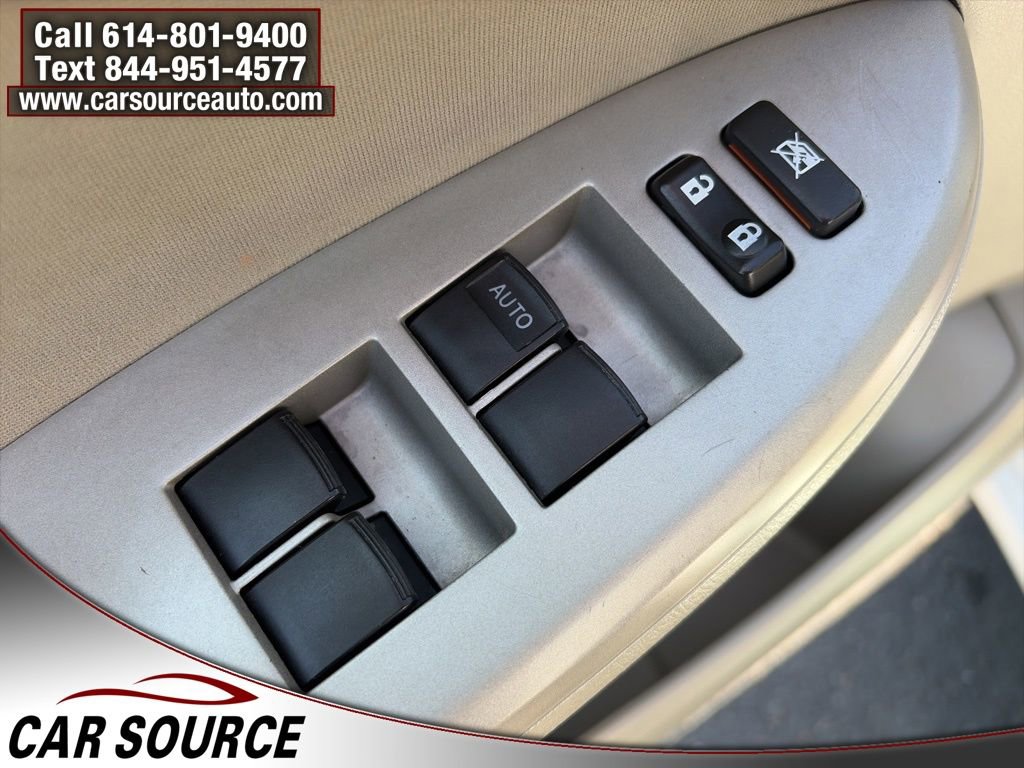 2011 Toyota Corolla LE