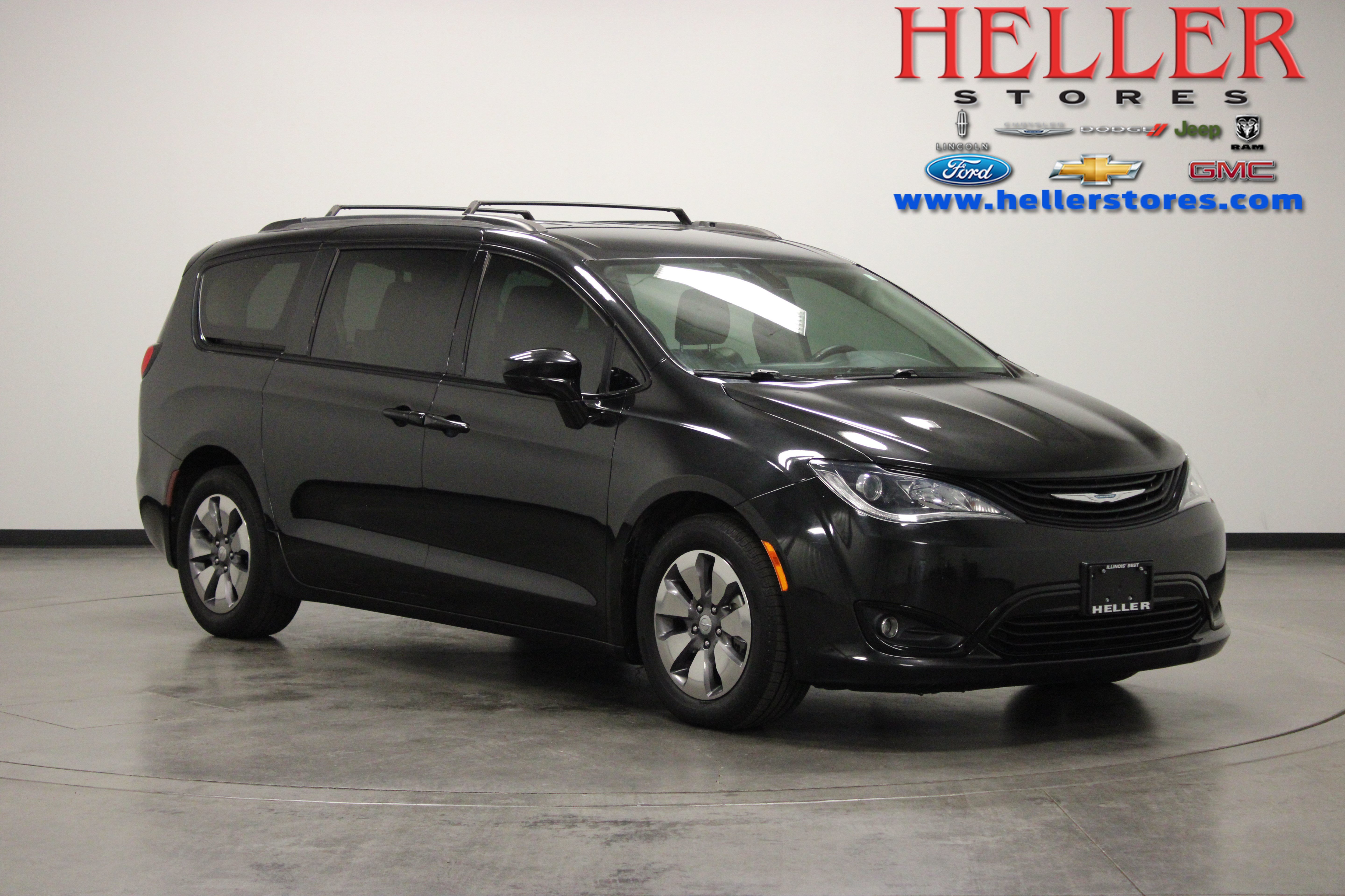 Used 2018 Chrysler Pacifica Touring-L