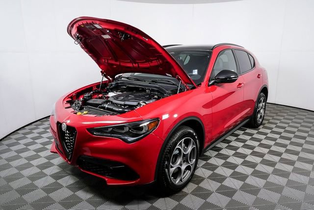 2025 Alfa Romeo Stelvio Sprint
