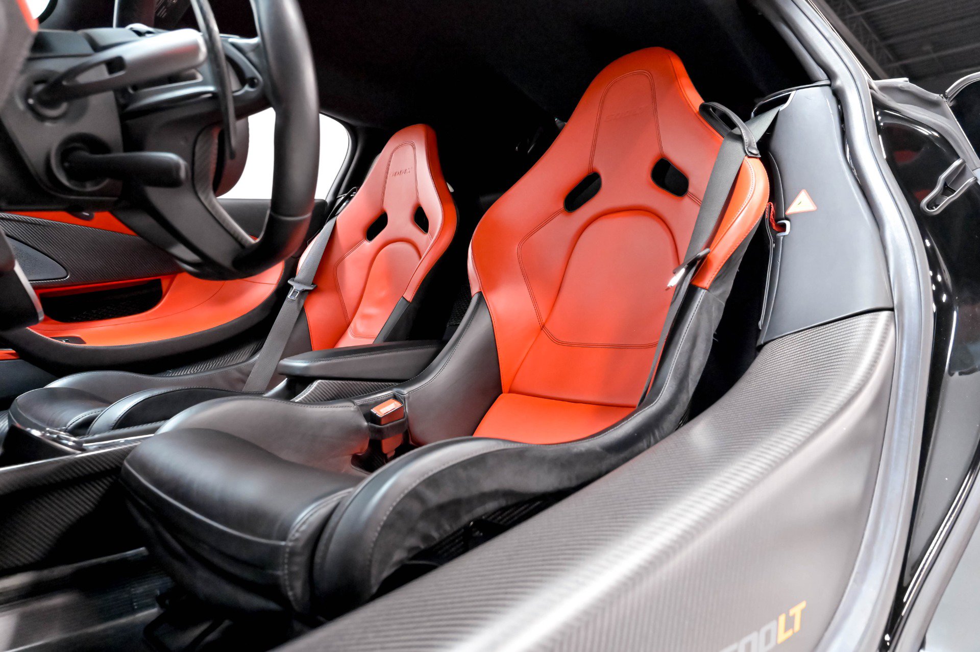Used 2019 McLaren 600LT photo 6