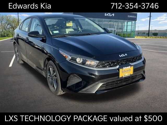 Used 2023 Kia Forte LXS w/ LXS Technology Package