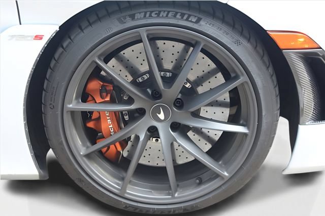 Used 2020 McLaren 720S Spider photo 7