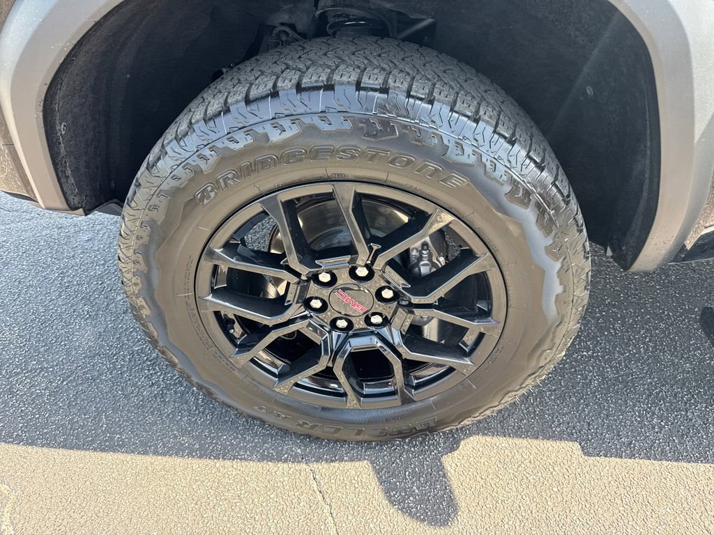 2024 GMC Canyon Denali