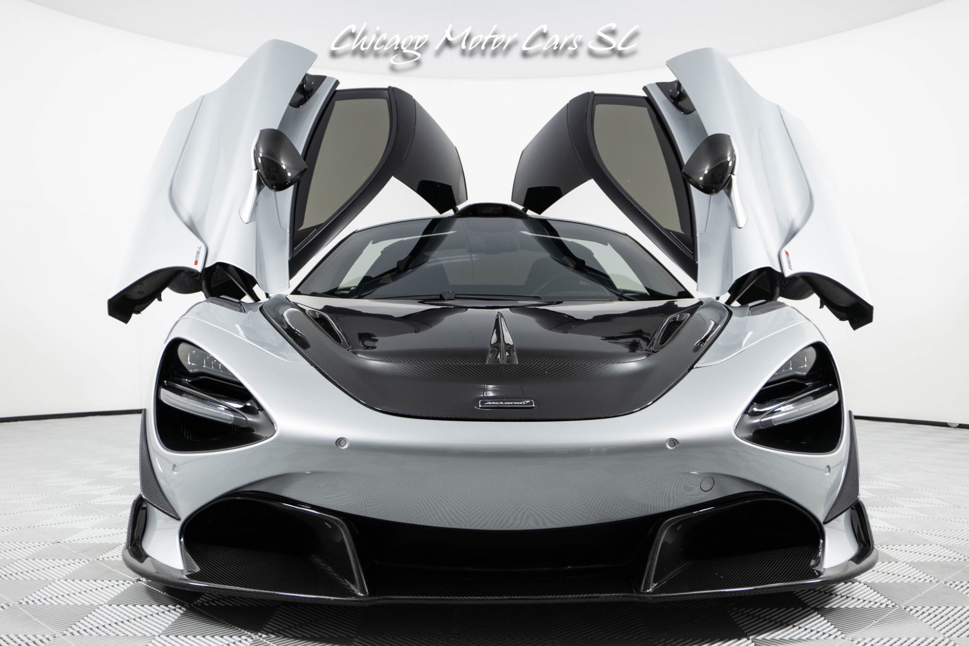 Used 2019 McLaren 720S photo 43