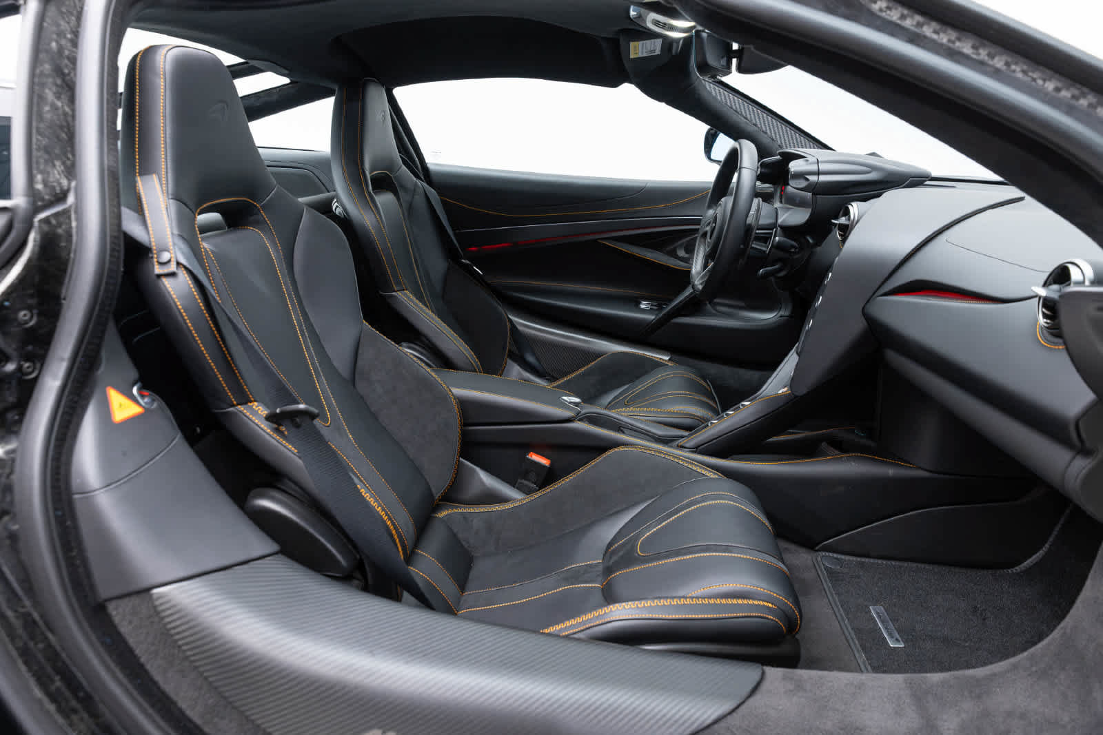 Used 2026 McLaren 750S photo 12