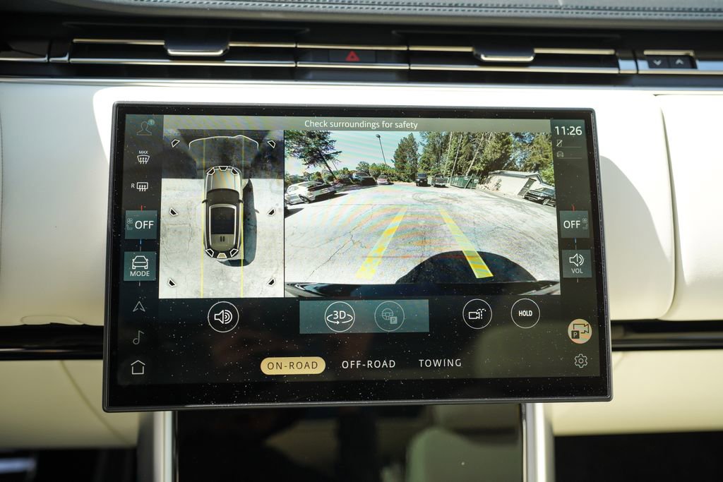 2025 Land Rover Range Rover SE