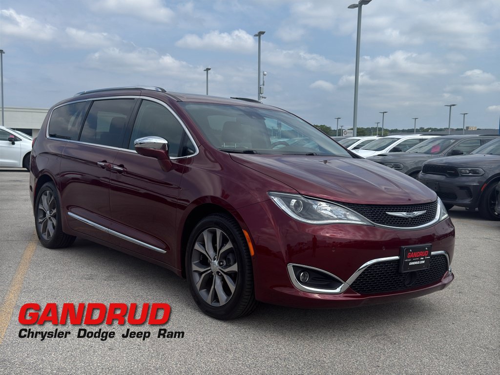 Used 2017 Chrysler Pacifica Limited
