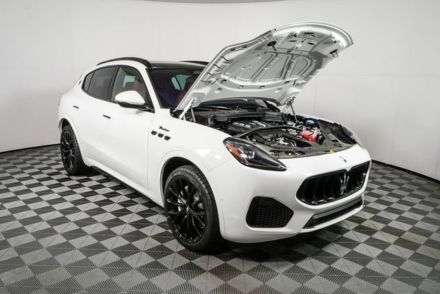 2026 Maserati Grecale Modena