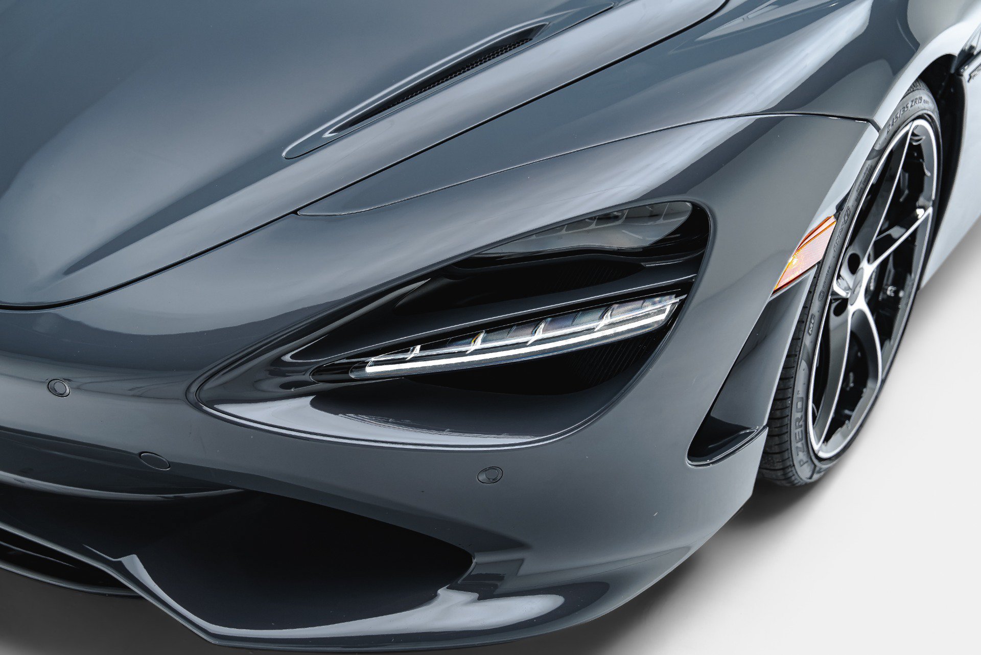Used 2026 McLaren 750S Spider photo 31