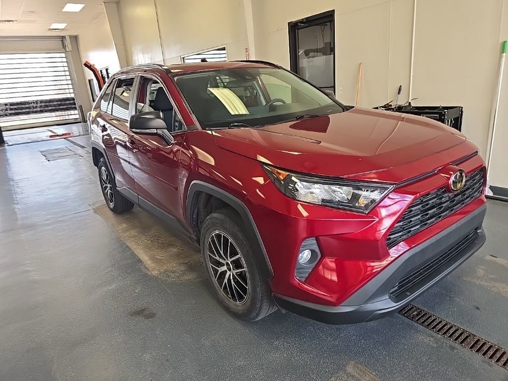 2020 Toyota Rav4 LE