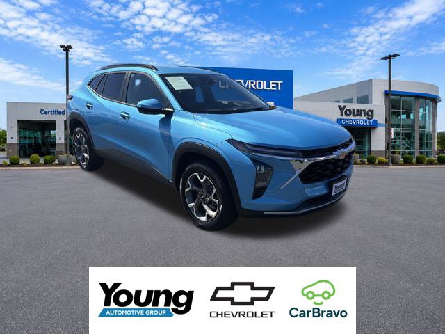 Used 2025 Chevrolet Trax LT