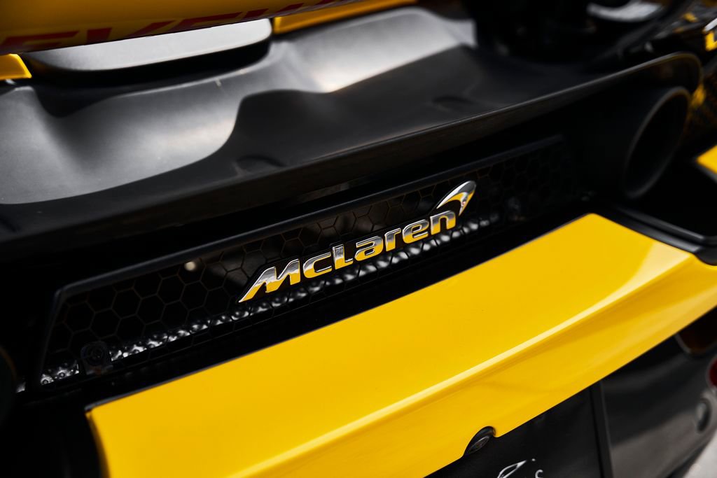 Used 2021 McLaren 720S Luxury photo 13