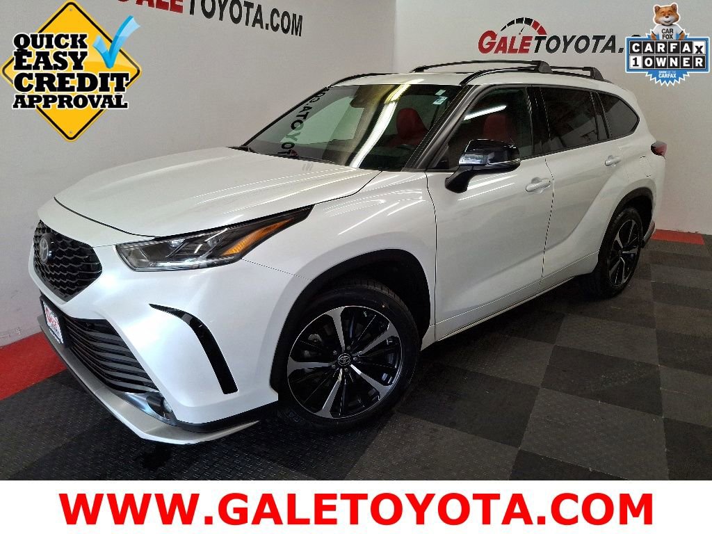 Used 2022 Toyota Highlander XSE